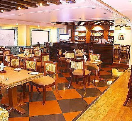 Hotel Grand International Raipur  ภายนอก รูปภาพ