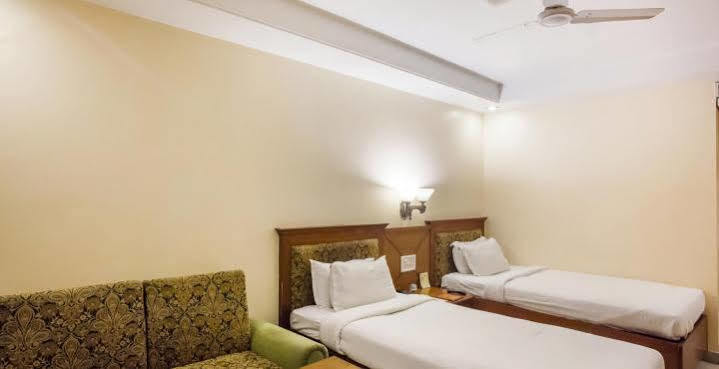 Hotel Grand International Raipur  ภายนอก รูปภาพ
