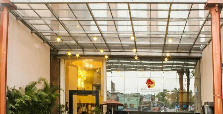 Hotel Grand International Raipur  ภายนอก รูปภาพ