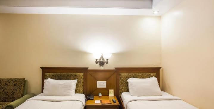 Hotel Grand International Raipur  ภายนอก รูปภาพ
