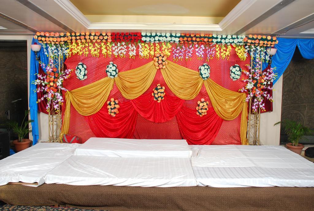 Hotel Grand International Raipur  ภายนอก รูปภาพ